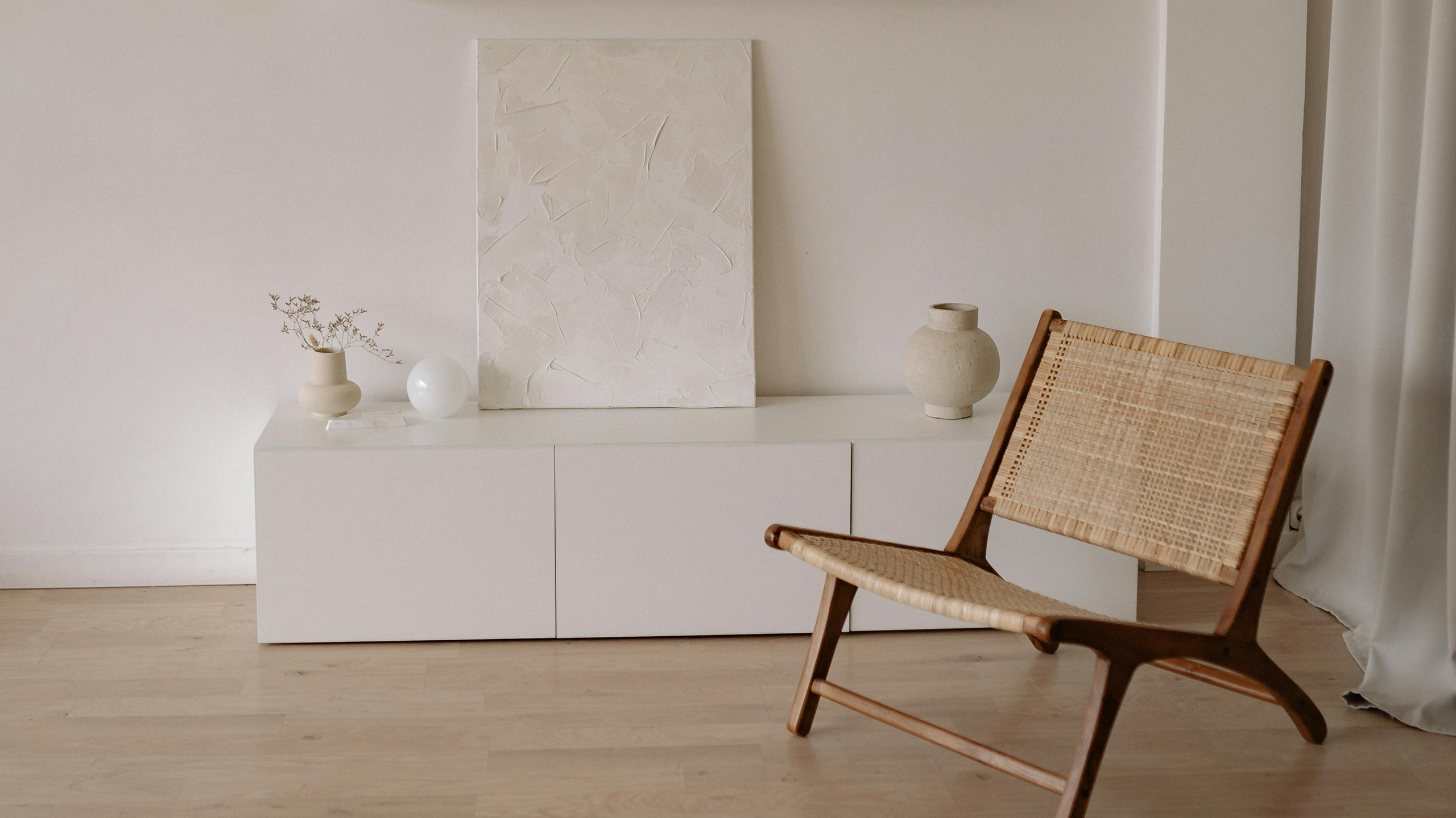 Must-Have Chair Styles for Modern Interiors